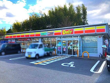 デイリーヤマザキ 枚方杉1丁目店 850m
