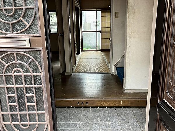 玄関