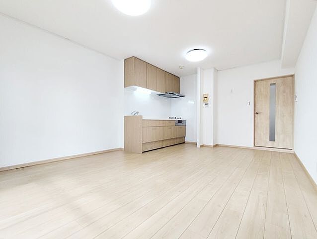 リビング/ダイニング 真栄マンション浮島 3階/303