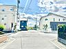 周辺：高台の物件で見晴らし良好、中央に見えますのが手賀沼です◎東側　幅員約5.5ｍ公道に約14.28ｍ接す