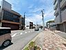 外観：前面道路含む現地写真