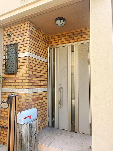 玄関を拡大表示