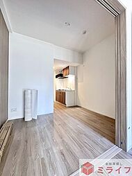 クローバー・グランデ今里 10階1DKのリビング/ダイニング