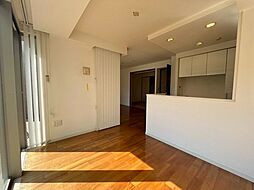 メビウスブレイン西千葉 4階3LDKのリビング/ダイニング