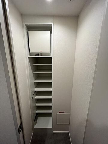 収納