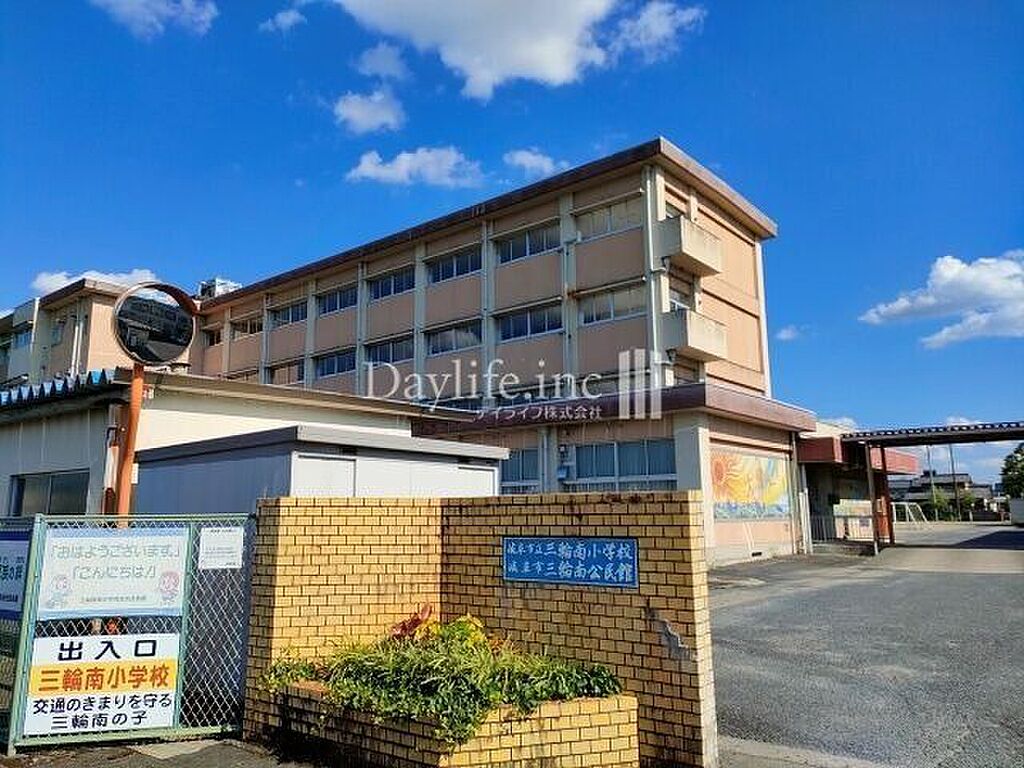 commercial 岐阜県岐阜市太郎丸中島