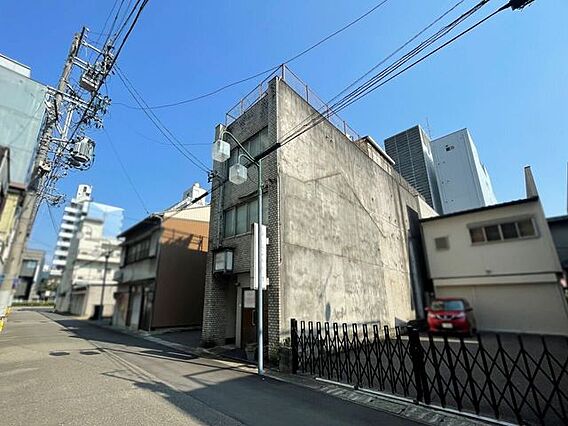 前面道路含む現...