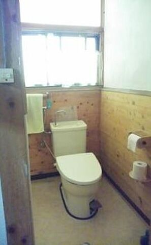 トイレ 三原市本郷北2丁目