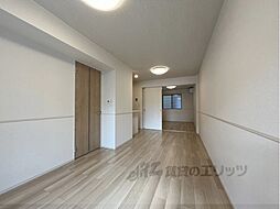 近鉄南大阪線 尺土駅 徒歩6分の賃貸アパート 1階1LDKのリビング/ダイニング