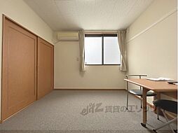 レオパレスシルフィード 102 1階1Kのリビング/ダイニング