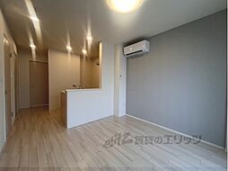 近鉄御所線 近鉄新庄駅 徒歩9分の賃貸アパート 2階2LDKのリビング/ダイニング