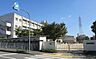周辺：八田荘中学校 1240m
