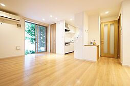 JR総武線 飯田橋駅 徒歩1分の賃貸マンション 1階1LDKのリビング/ダイニング