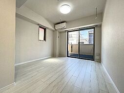 東京メトロ千代田線 根津駅 徒歩1分の賃貸マンション 2階1LDKのリビング/ダイニング