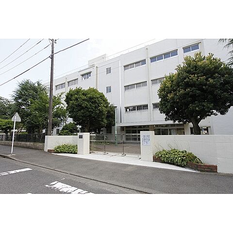 小学校「市立瀬谷第二小学校まで520ｍ」