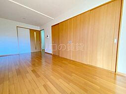 モニュメントスクウェア弐番館 1階2LDKのリビング/ダイニング