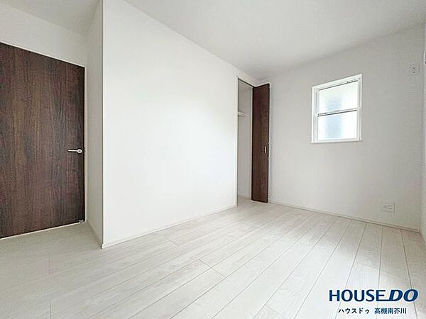 洋室を拡大表示