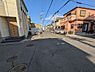 外観：北東側前面道路幅員約5.0ｍ