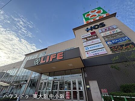 ライフ八戸ノ里店 530m