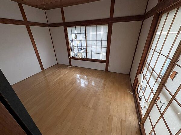 洋室を拡大表示