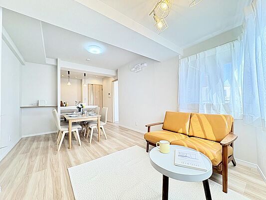 リビング/ダイニング ベルメゾン末広　E2F 2階/-