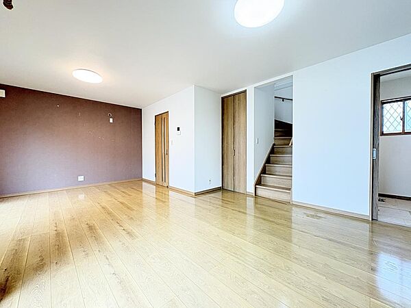 リビング/ダイニングを拡大表示