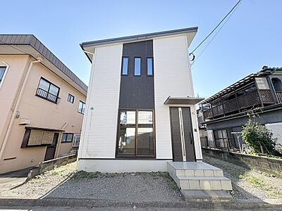 外観:本日、建物見学できます。お電話ください。 外観:本日、建物見学できます。お電話ください。