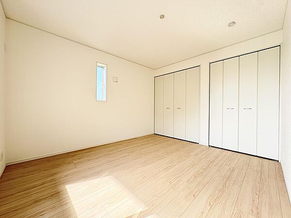 寝室を拡大表示