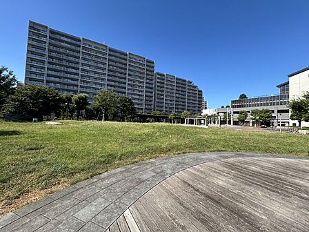 松原団地西口公園まで約615m/徒歩約8分