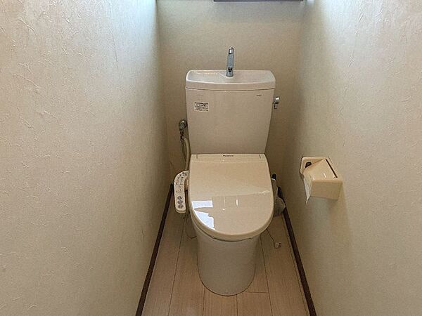 トイレを拡大表示