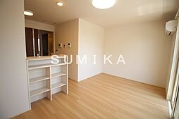 JR山陽本線 岡山駅 徒歩13分の賃貸アパート 2階1LDKのリビング/ダイニング