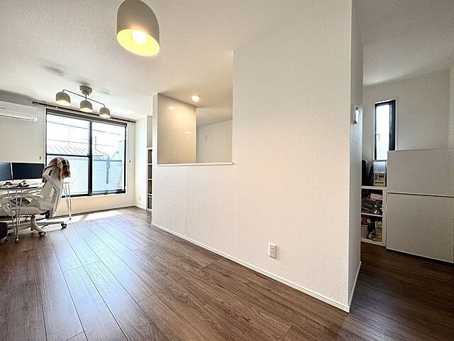 リビング/ダイニング 名古屋市西区稲生町4丁目