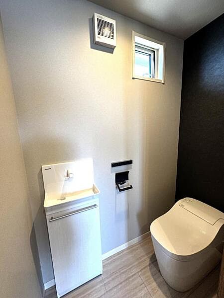 トイレを拡大表示