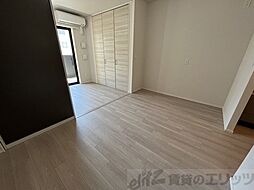 Refisia箕面船場 4階1DKのリビング/ダイニング