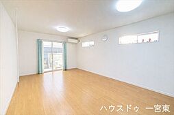 一宮市時之島字下途:リビング