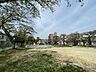 周辺：橋呑公園【橋呑公園】・遊具あり・公衆トイレあり・駐車場なし※フェンスで囲われているので安心・安全です。 310m