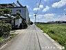 外観：≪北側東向き　幅約4.0ｍ≫普通車が1台通れる幅となります。大型車の通行が少ないので、振動や騒音が抑えられます。