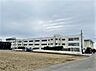 周辺：尾西第三中学校【教育目標】「やる気の三中　熱意をもって」を掲げ、「地道・徹底」を貫き、「自立・貢献」できる生徒を育成する【校訓】・健康・自主・礼儀 1300m