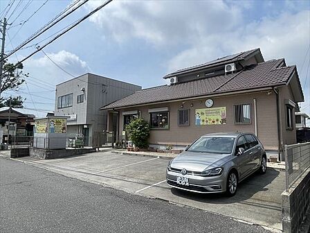 ちびっこハウスあかほり園保育時間:保育標準時間認定7:00〜18:00内保育短時間認定8:30〜16:30内休日:日曜・祝日・年末年始及び園の定める日 800m