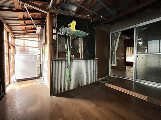 室内 四日市市平町