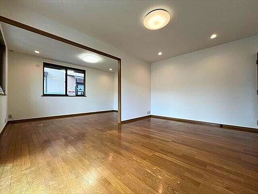 リビング/ダイニング 四日市市桜新町1丁目　中古一戸建て