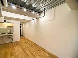 trias.K 202 2階ワンルームのリビング/ダイニング