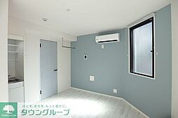 ユニヴェール西新井 301 3階ワンルームのリビング/ダイニング