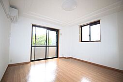 フロー・デリー 305 3階1Kのリビング/ダイニング