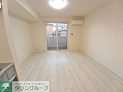 ロイヤルパレスIII番館 203 2階2LDKのリビング/ダイニング