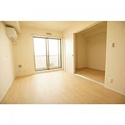 グランディール 302 3階1LDKのリビング/ダイニング