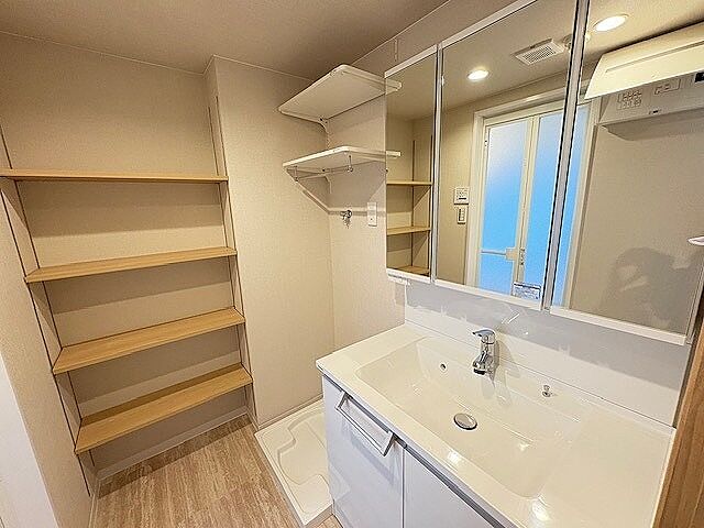 洗面 三愛シティライフ二日市 3階/-