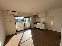 リージュ 103 1階1LDKのリビング/ダイニング