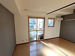 JR鹿児島本線 西小倉駅 徒歩20分の賃貸アパート 2階1LDKのリビング/ダイニング