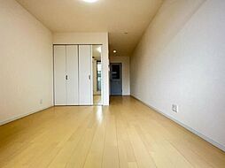 JR鹿児島本線 九州工大前駅 徒歩16分の賃貸アパート 3階ワンルームのリビング/ダイニング